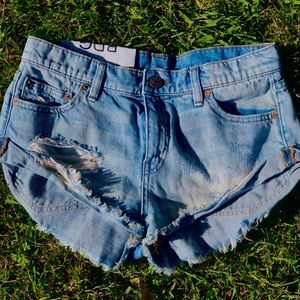 BDG low rise dolphin short
